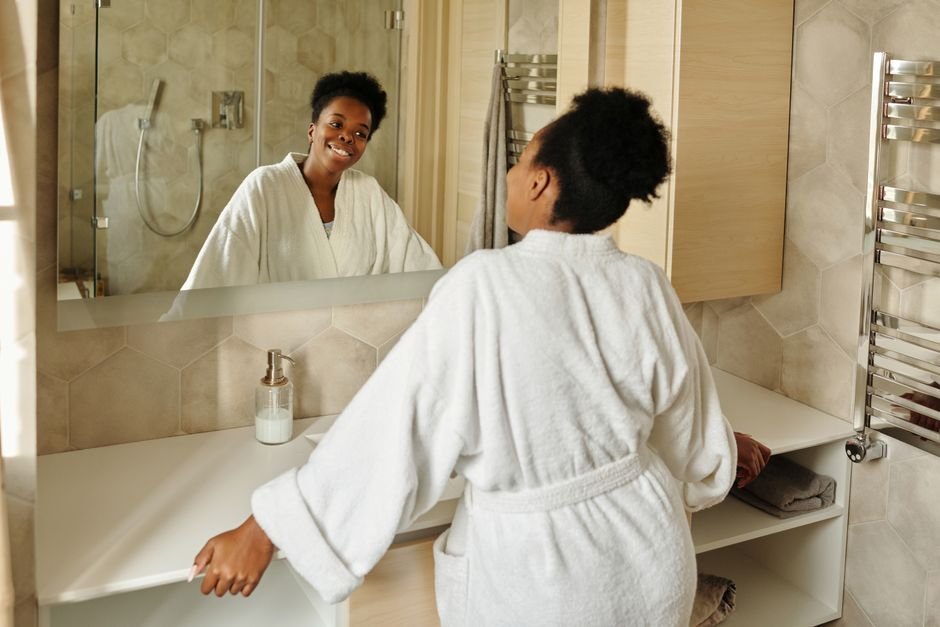 how to build a daily self-improvement routine that sticks