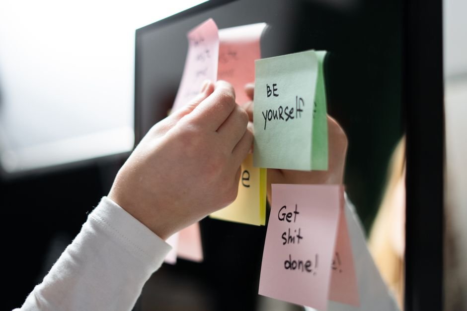 how to build a daily self-improvement routine that sticks